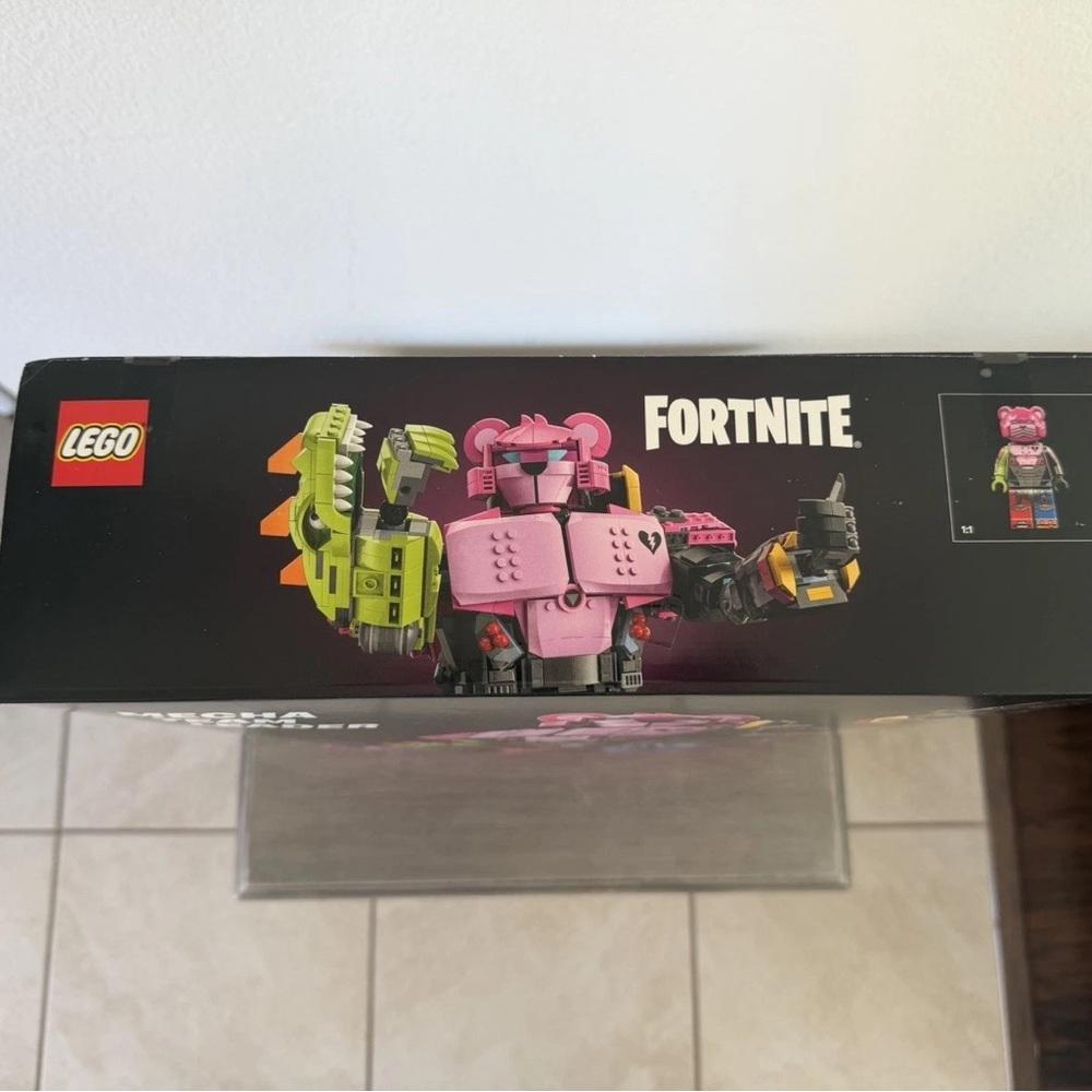 LEGO Fortnite Mecha Team Leader Kids Toy - Pink / Multicolor - Picture 3 of 4